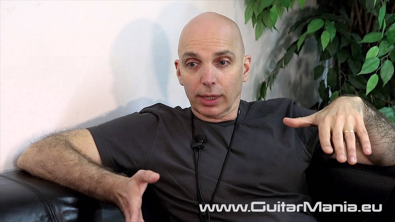 JOE SATRIANI 