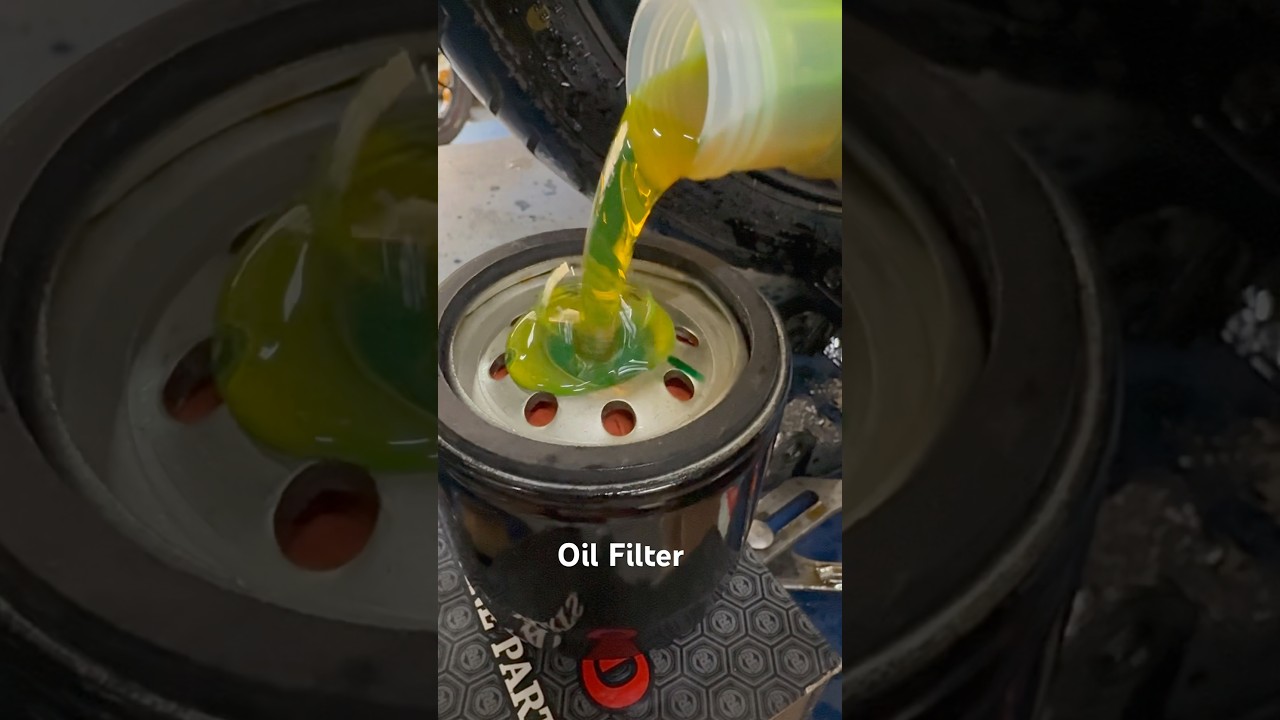Royalenfield Interceptor Oil Filter 🥰 #royalenfield #interceptor650 #mechanic #wakhammotorcycle ❤️