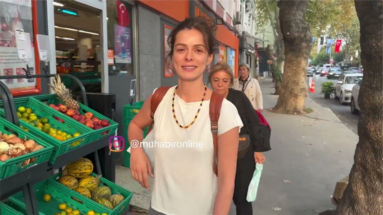 ÖZGE ÖZPİRİNÇÇİ KIZI MERCAN İLE YENİ DİZİSİNİ ANLATT