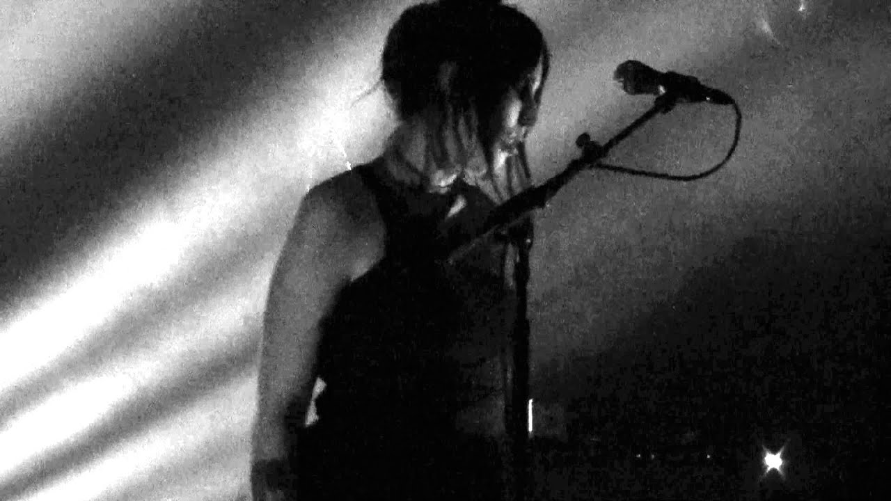 Chelsea Wolfe - Carrion Flowers (Live)
