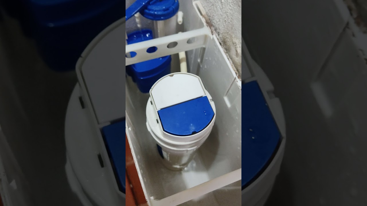 caixa acoplada astra vazando, vazamento caixa acoplada astra. Pingando.