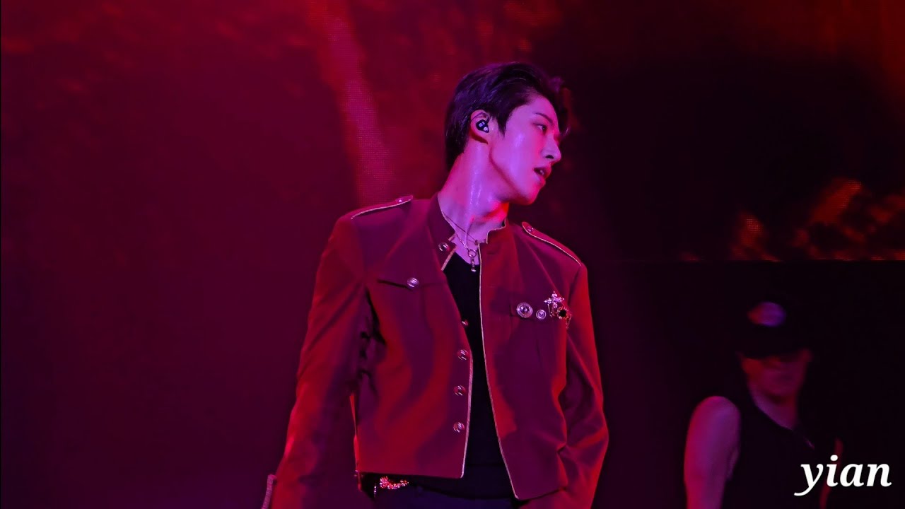 250921 [Fancam] B.I - Lover @ Last Parade in KL