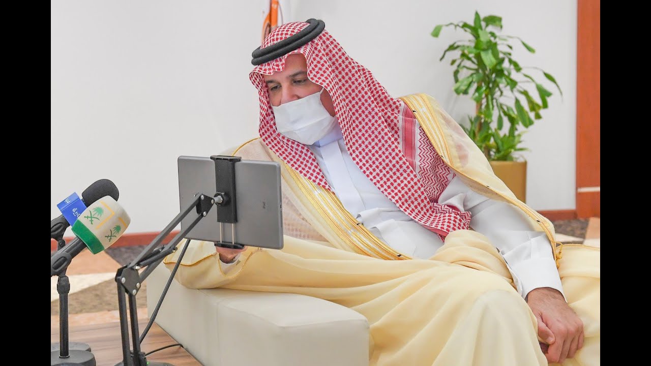 تدشين ووضع حجر الأساس للمشاريع التنموية بمدينة ينبع الصناعية