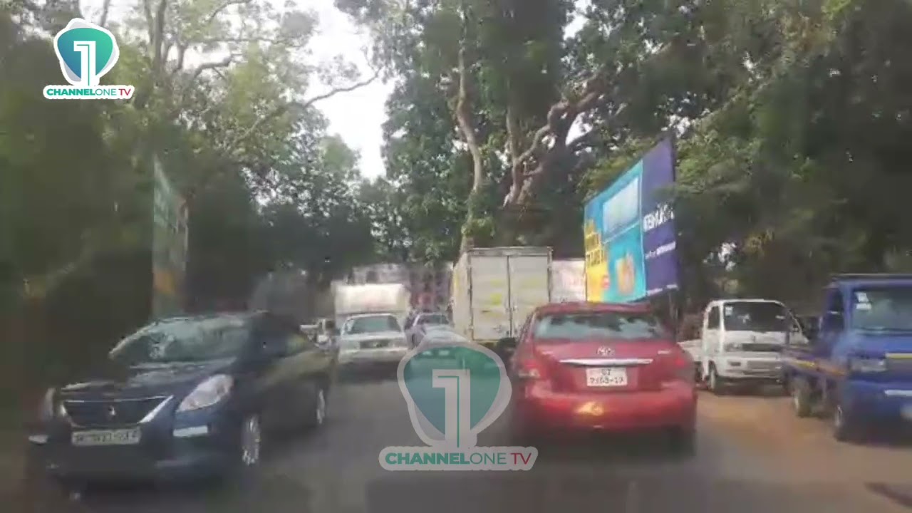 Mysterious Traffic Jam Hits Achimota Golf Club Road | Drivers Left Stranded