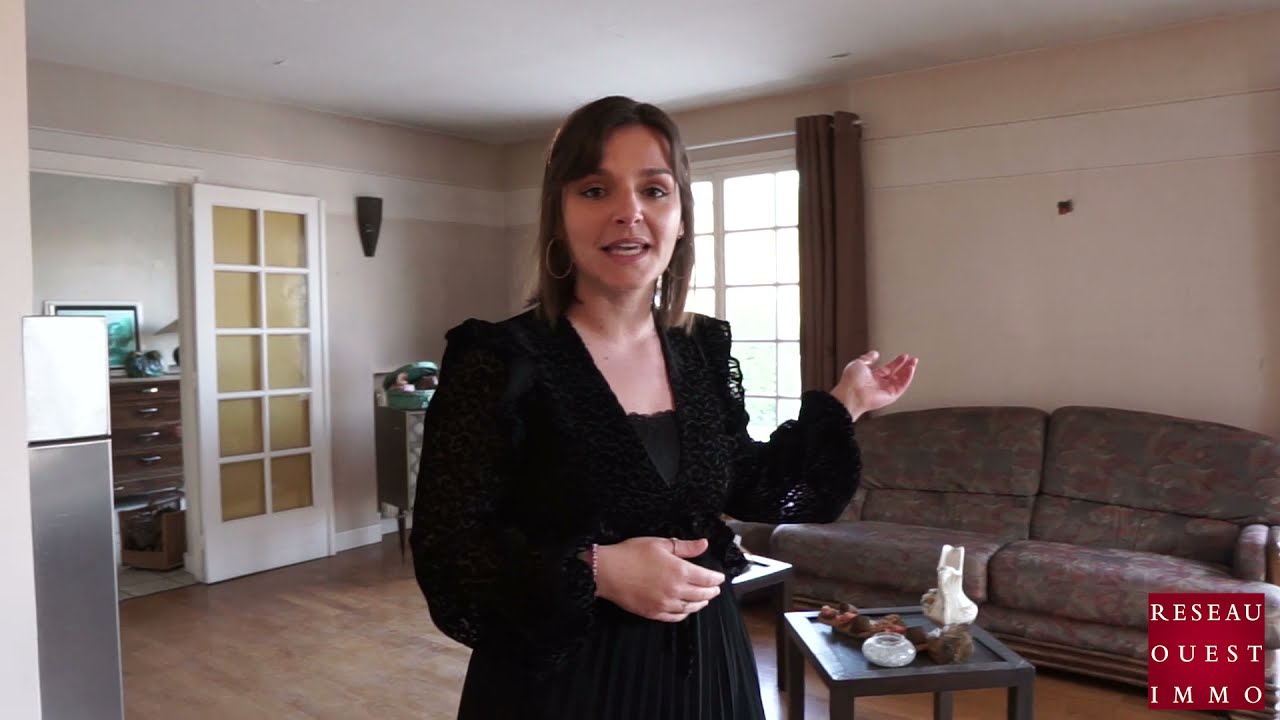TRES GRANDE ET BELLE PROPRIETE BOURGEOISE DE 300m&sup2; A DECOUVRIR SUR TASSIN-LA-DEMI-LUNE