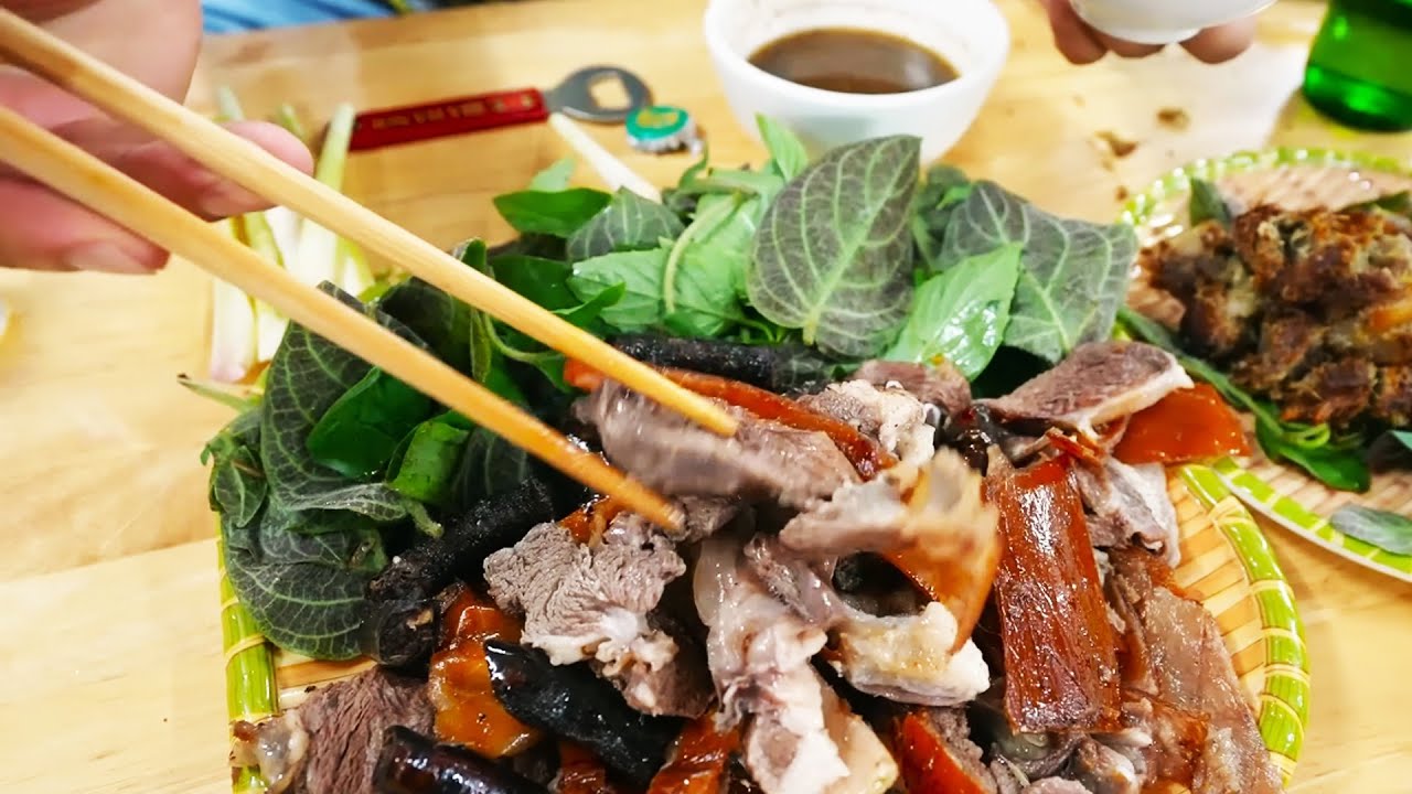 UỐNG BIA VÀ ĂN VITAMIN GÂU GÂU QUAY Ở LẠNG SƠN | CHỢ PHIÊN TÂY BẮC