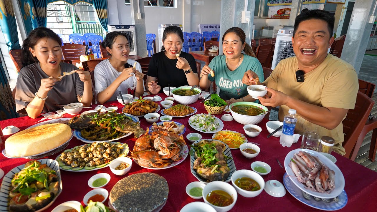 SAPA TV XUYÊN VIỆT ( Tập 65 ) VỀ HÀ TĨNH THĂM CẢNG VŨNG ÁNG VÀ ĂN MÓN MỰC NHẢY NGON QUÊN LỐI VỀ
