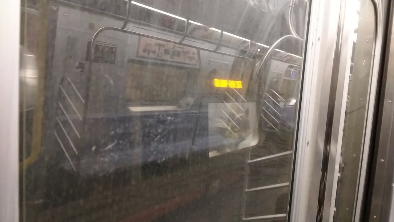Canarise Bound R160a-1 L Train