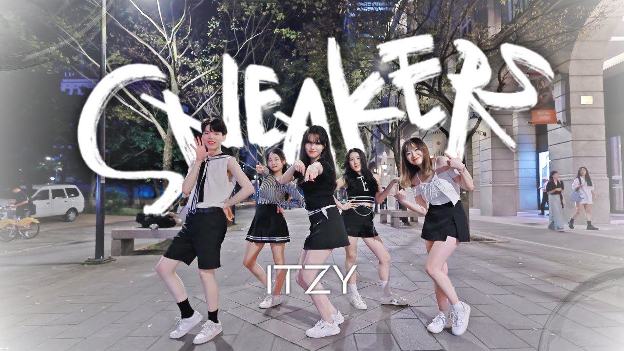 [KPOP IN PUBLIC｜ONE TAKE] ITZY(있지)－'SNEAKERS' 커버댄스 DANCE COVER from Taiwan