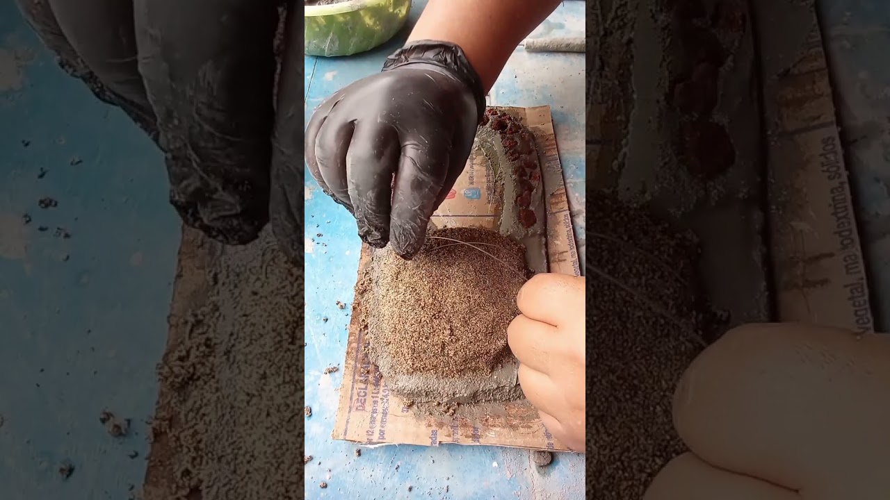 maceta de pared canasta con piedras tezontle