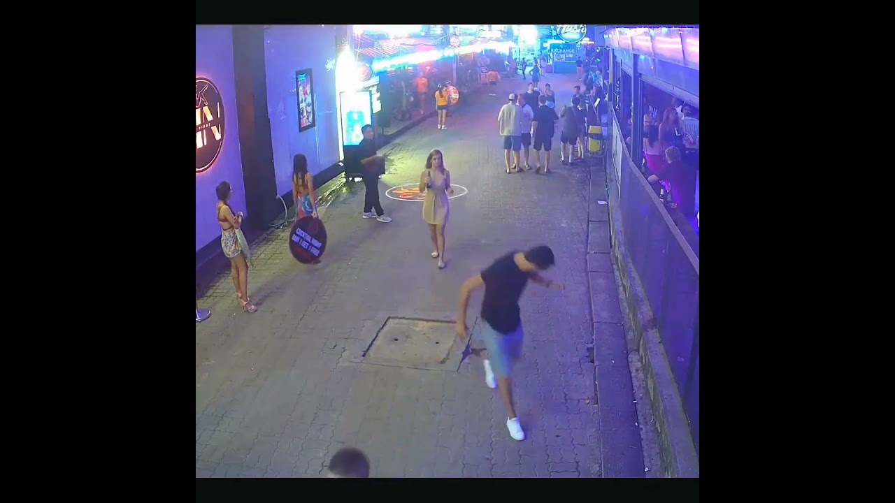 Manny Strikes #4 @ Hush Bar #samui #kohsamui #greenmango #chawengbeach  #thailand #thailandtravel