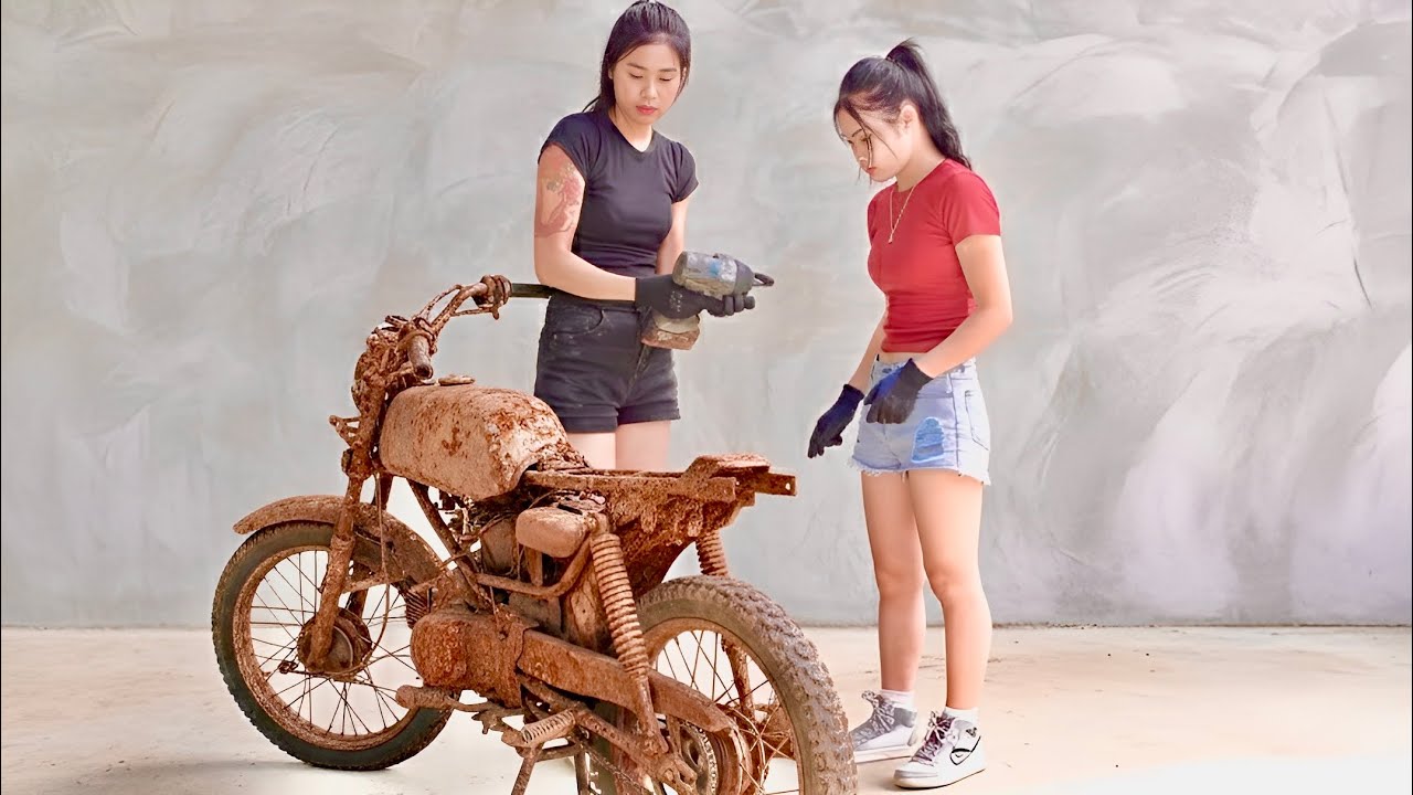 From Abandoned Scrap to Brand New Bike – A Girl Teaches Restoration #restoration #repairing