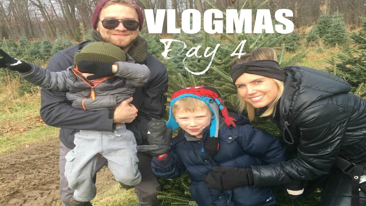 Three Year Old Dabbin? | Vlogmas Day 4 | East Willow Grove