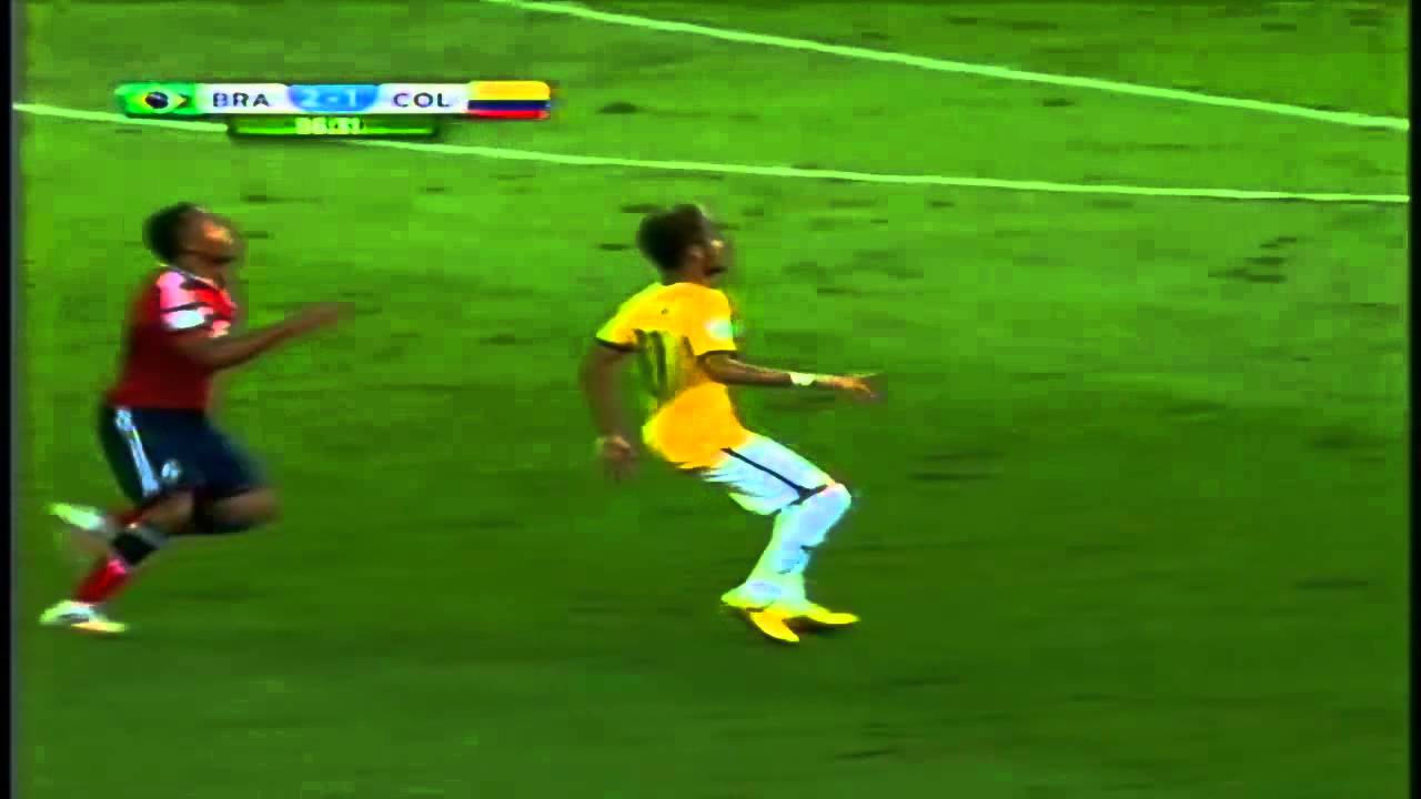 Zu&ntilde;iga lesiona a Neymar