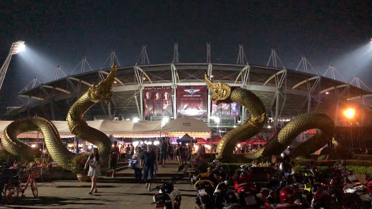 Bangkok United vs Buriram United in True Stadium