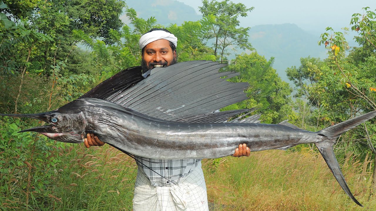 Meen Pollichathu | Kerala Special Fish Pollichathu in Banana Leaf | Big Sailfish Grilled Recipe