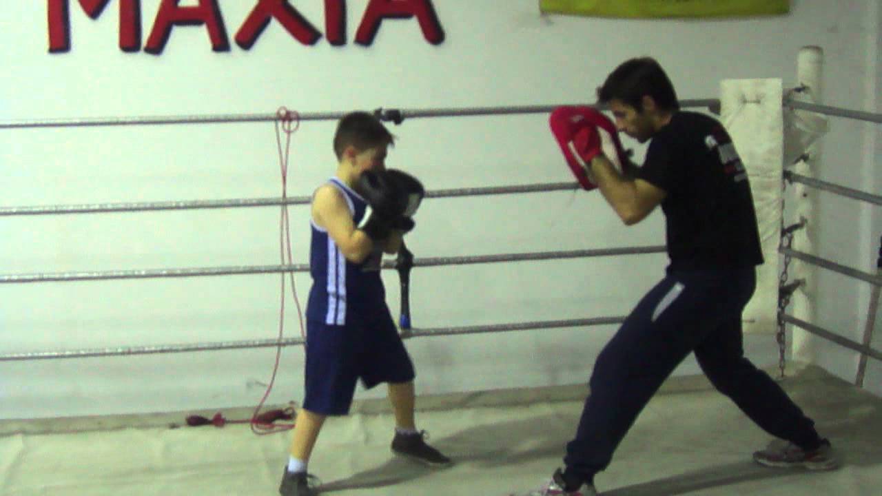 Apollon Kalamarias Junior Boxing PadWork