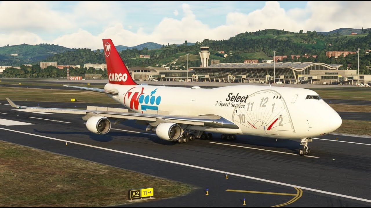 MAXIMUM WEIGHT! ⚠️ Heavy Boeing 747 Freighter Landing at Bilbao (LEBB)