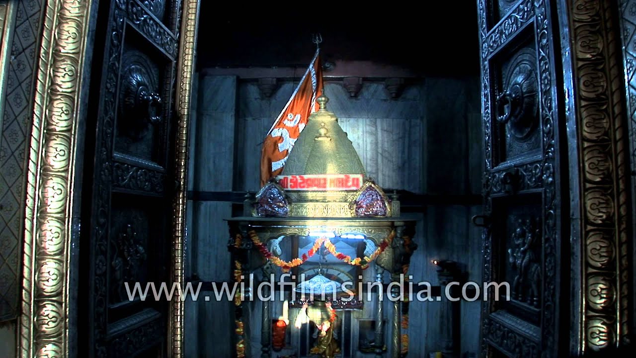 Idols of various Hindu gods at Koteshwar Mahadev Temple, in Kutch