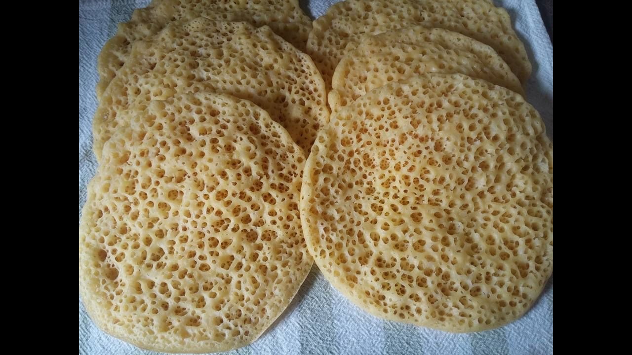 CREPES MAROCAINES OU BAGHRIR A LA FARINE DE MAÏS ET DE RIZ