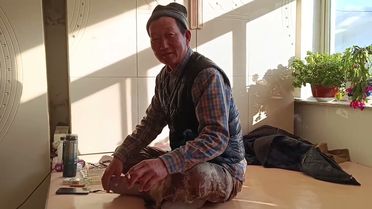 上老乡家去缝个被套，在祁燕家吃了杀猪菜
