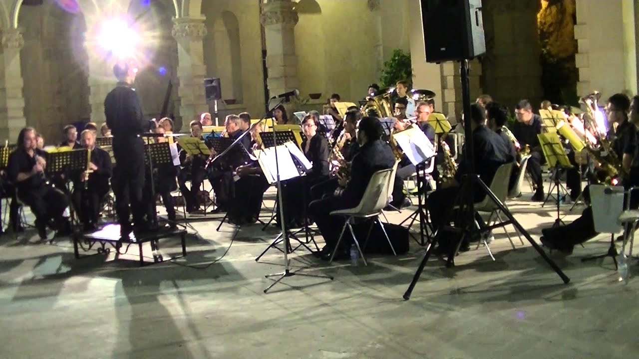 883 in concerto (M.Pezzali - Arr.Arrigoni)) Banda musicale ''Gaetano Belfiore'' Città di Noto