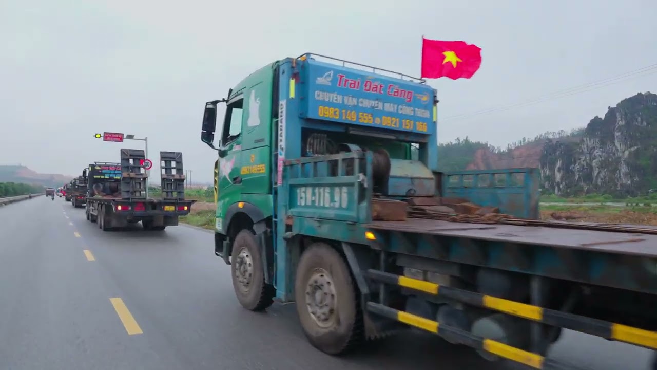 Khai xuân Trai Đất Cảng