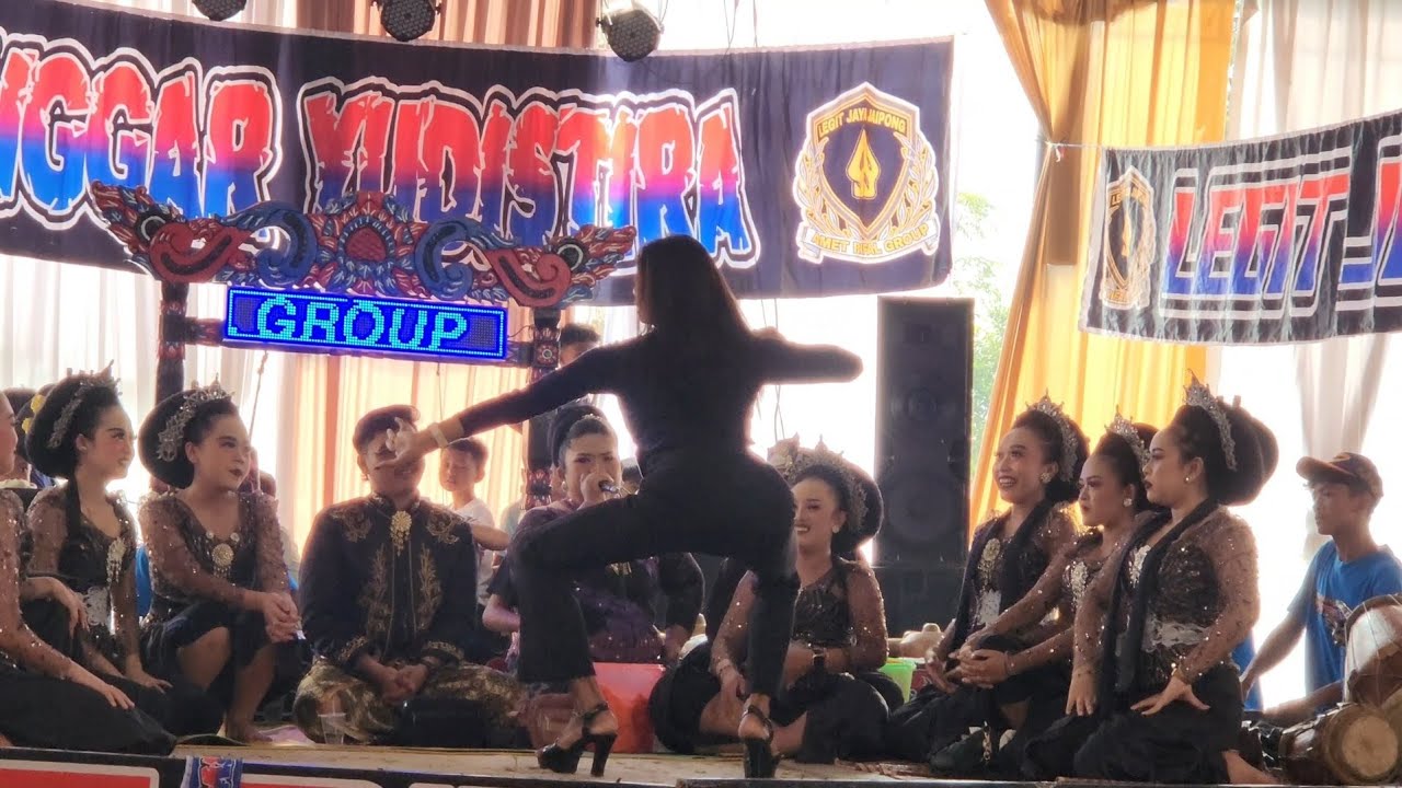 WANGSIT SILIWANGI || BAJIDORAN LEGIT JAYA - LIVE CISALASIH