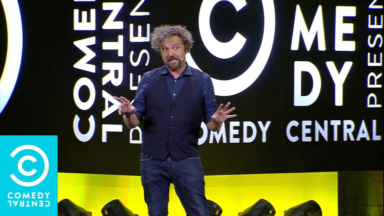 Metrosexual? Cosa significa metrosessuale?  - Antonio Ornano - Comedy Central Presenta