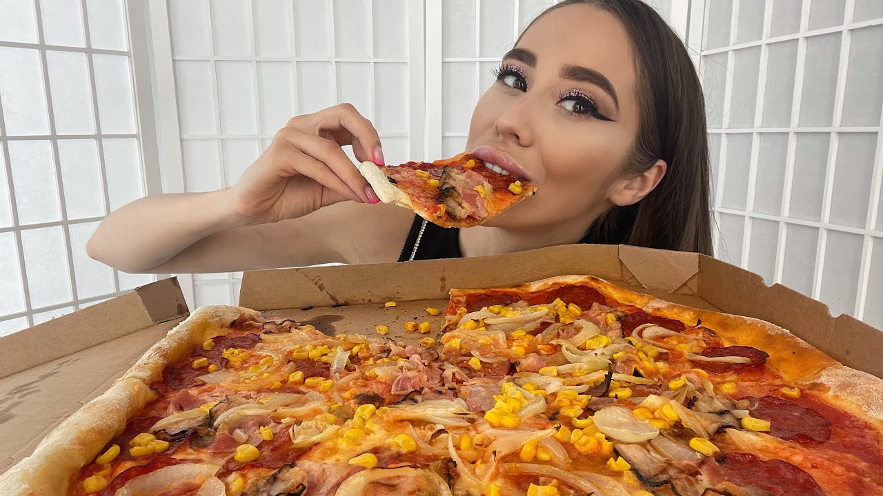 MUKBANG| Пицца🍕😋ИСТЕРИЧКА🤪🤣 Подруга-разлучница😢