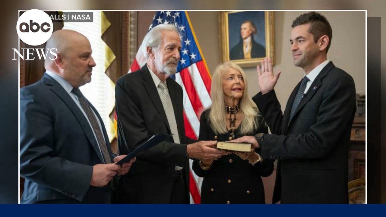 Billionaire sworn in for top NASA job