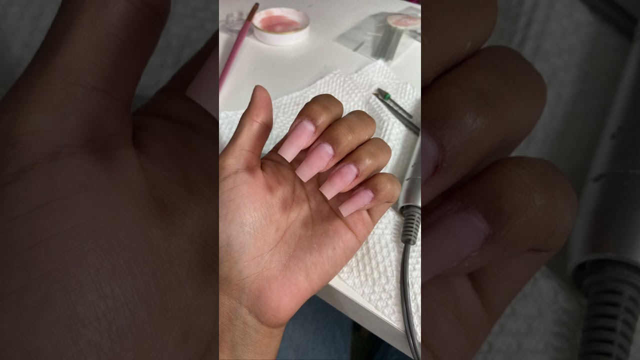 Meu primeiro m&ecirc;s como nail designer tenho muito o que melhorar - Nail Designer