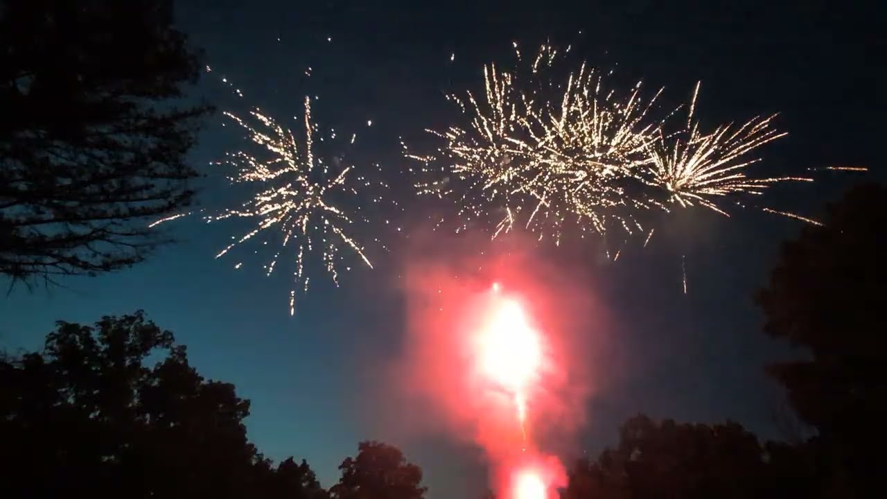 Raw July 4th fireworks show. Big bores, 1/1's, and over 350 shells.