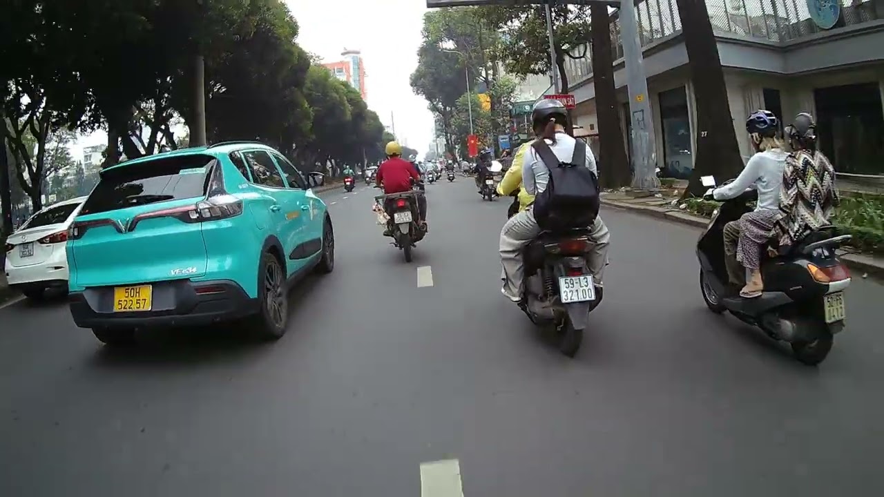 Tết Sài Gòn sáng đẹp 