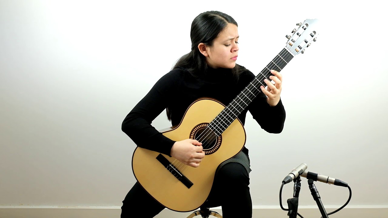 Las abejas, Agustín Barrios Mangoré played by Carmen Farfan, Ryan Gibson Spruce top guitar 2018