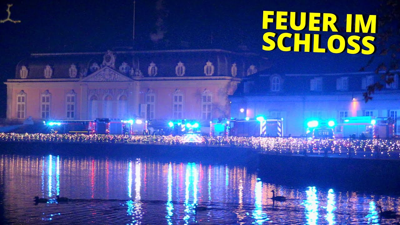 [FEUER IM SCHLOSS BENRATH] - Verteilerschrank brannte in einem Technikraum | Feuerwehr Düsseldorf -