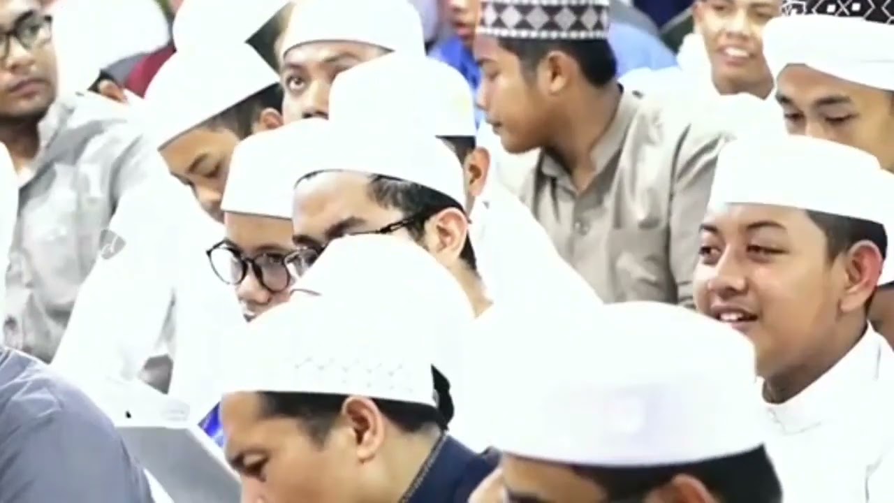 Pembacaan Qosidah Khas Tarim {Witriyah , fazaziyah , Qowafi} Bersama santri Dalwa