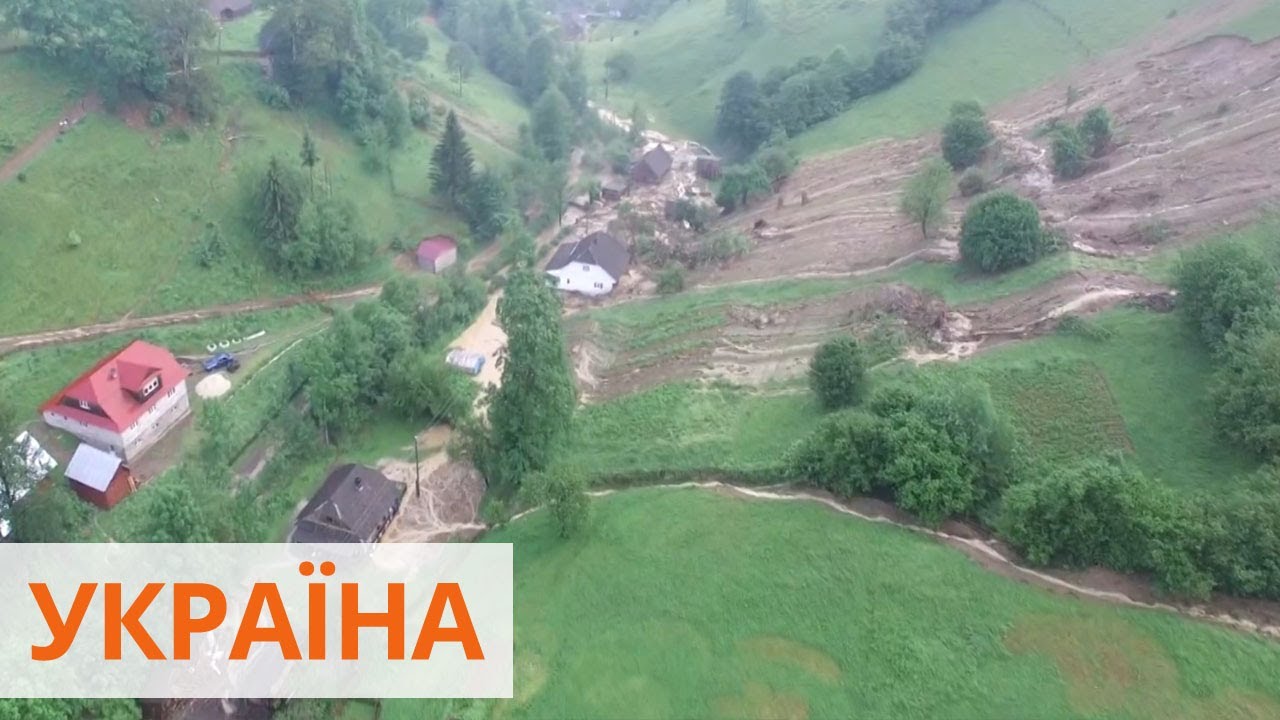 Наедине с бедой: на Закарпатье люди просят власть о помощи в ликвидации последствий наводнений