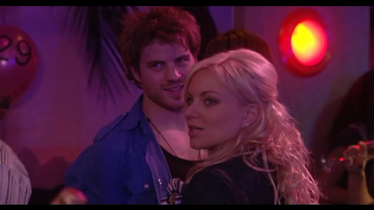 Roxy Mitchell 27th March 2008 part 4 (Roxy's 30th Birthday)