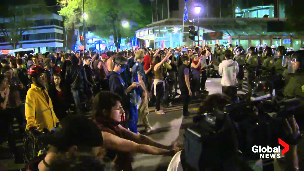 Raw Video: Mass protest arrests in Montreal