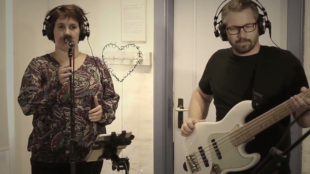 Shake your hips (cover) - Camilla Lindstrøm Blues Band
