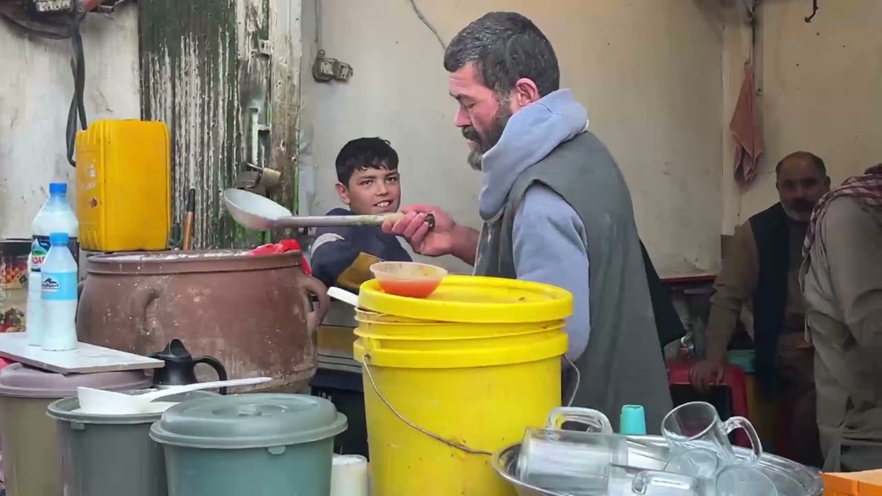 The most famous bolani of Afghanistan is Shir Agha bolani