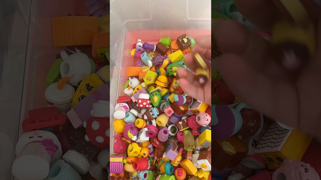 Starting off strong with 2 ✨ultra rare✨Shopkins! #nostalgia #shopkins #collection #ultrarare