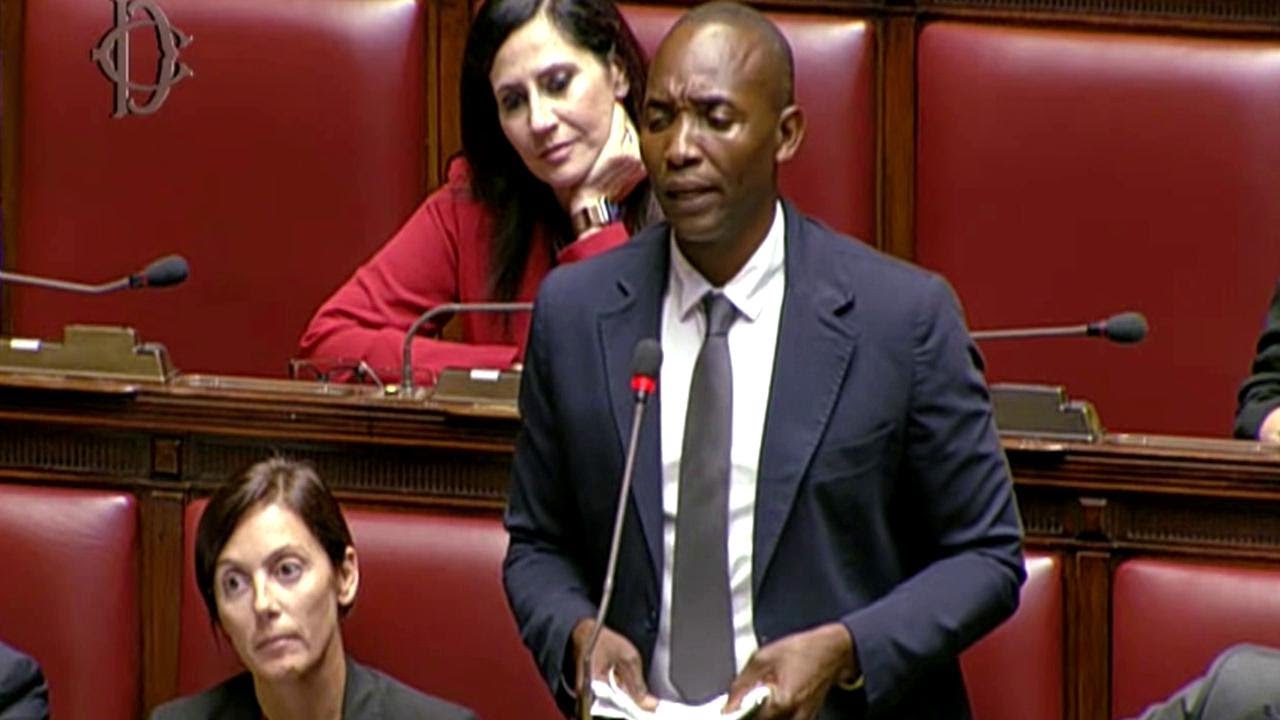 L'intervento di Aboubakar Soumahoro e il monito a Meloni: 