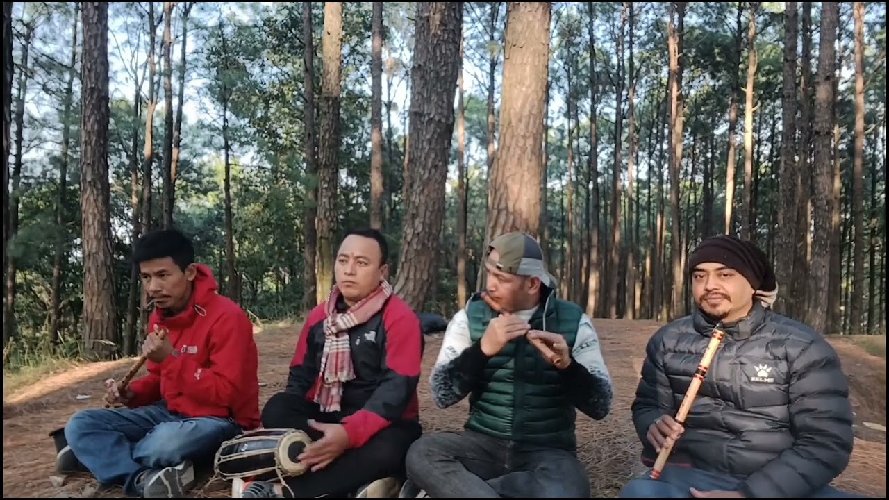 मादल र बासुरिको धुन सङ्ग हामी .......