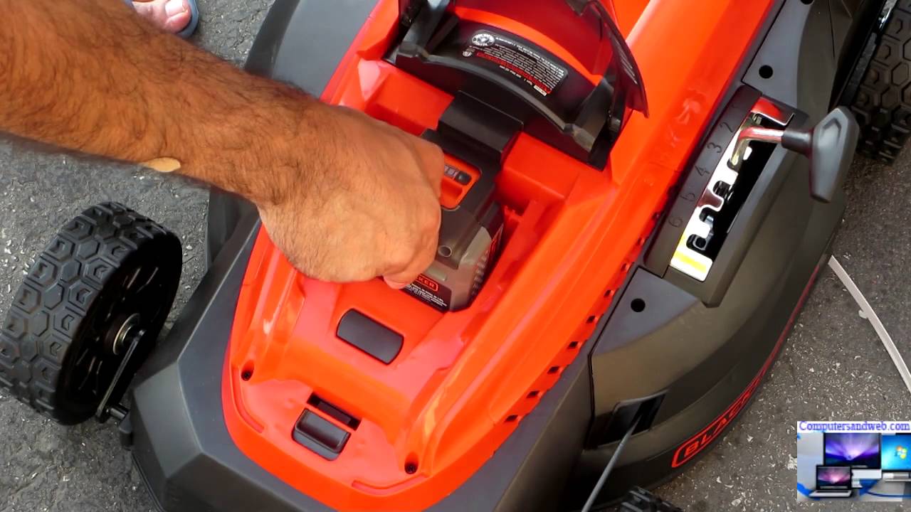 Black and Decker Cordless Battery Lawn Mower CM1640 Li-Ion 16 inch