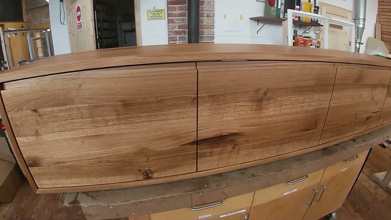 Ladenmontage! Lowboard in Eiche massiv