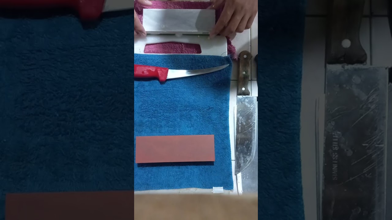 Step by Step Guide to Sharpening a Boning Knife / BY ALDEN V.