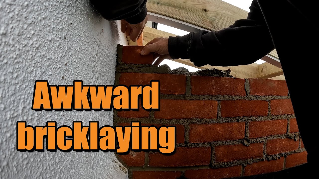 Awkward overhand BRICKLAYING, no problem for OLD BUDD