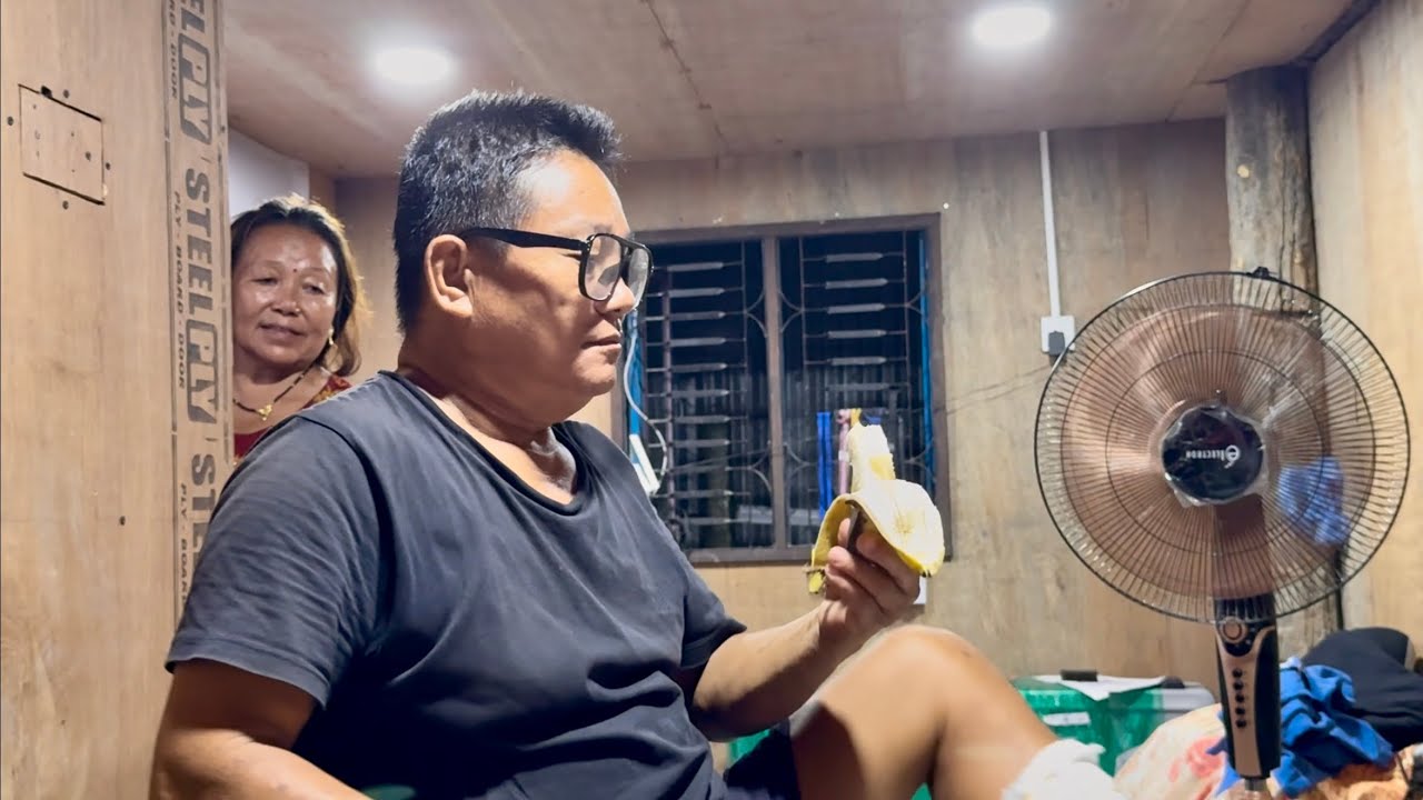 Ghar maa vayesi jasto dukh bimar pani niko hudo raixa / chowk jana na sakesi ghar mai aayo keta haru